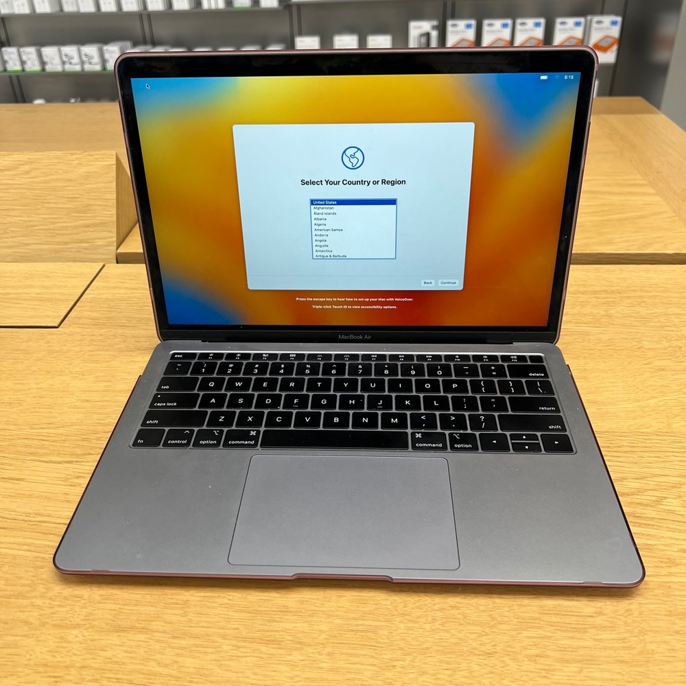 2019 Apple MacBook Pro 13